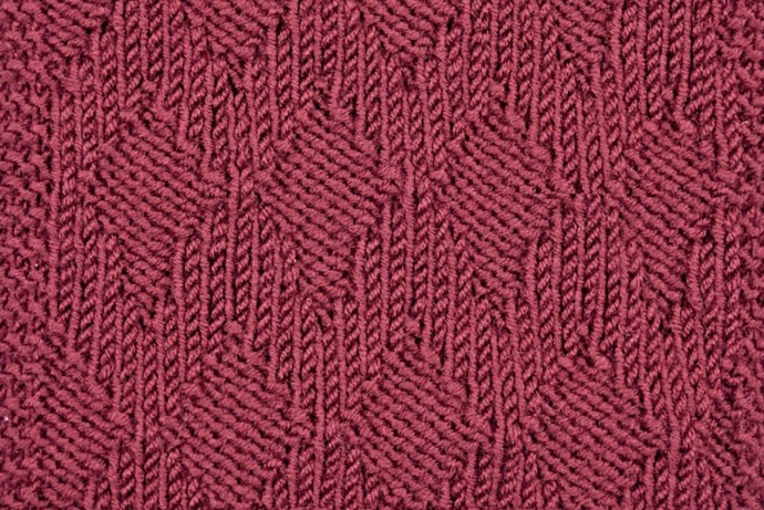 ​Relief Zigzag Knit Stitch