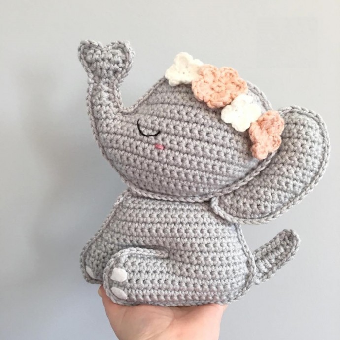 ​Helping our users. Cute Crochet Elephant.