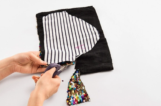 ​How to Decorate T-Shirt with Sequins