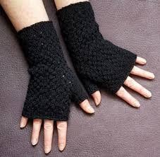 Inspiration. Knit Fingerless Gloves.