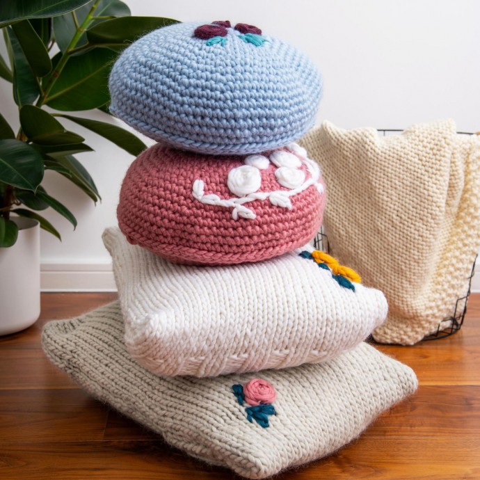 Creative Inspiration for Beautiful Crochet Cushions: Patterns and Ideas Creative Inspiration for Beautiful Crochet Cushions: Patterns and Ideas
