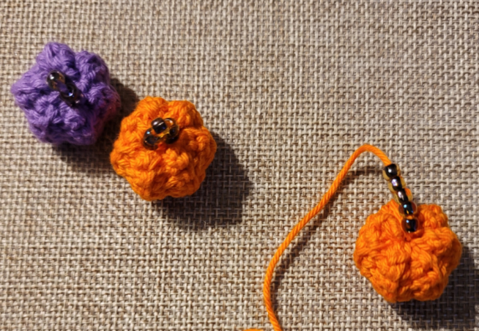 ​Little Pumpkins Earrings