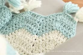 Discover the Comfort and Aesthetic of Chunky Blankets in Home Decor