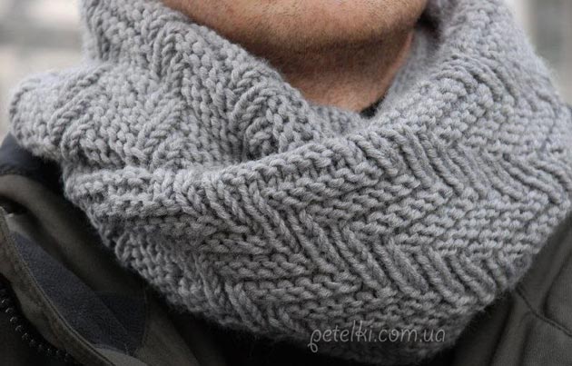 ​Fishbone Knit Cowl