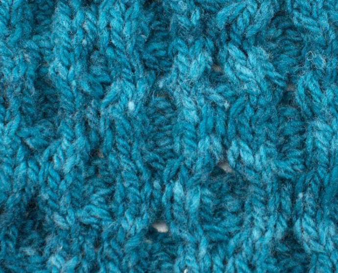​Knit Woven Circles Pattern