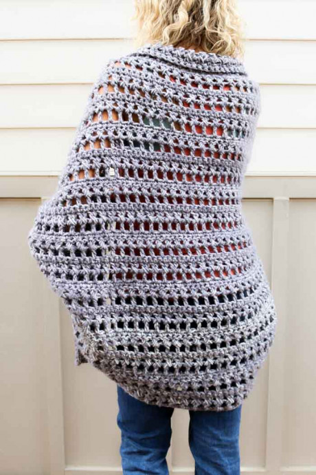 Complete Guide to Crocheting a Stylish Shrug with Pockets and Collar for All Sizes Complete Guide to Crocheting a Stylish Shrug with Pockets and Collar for All Sizes