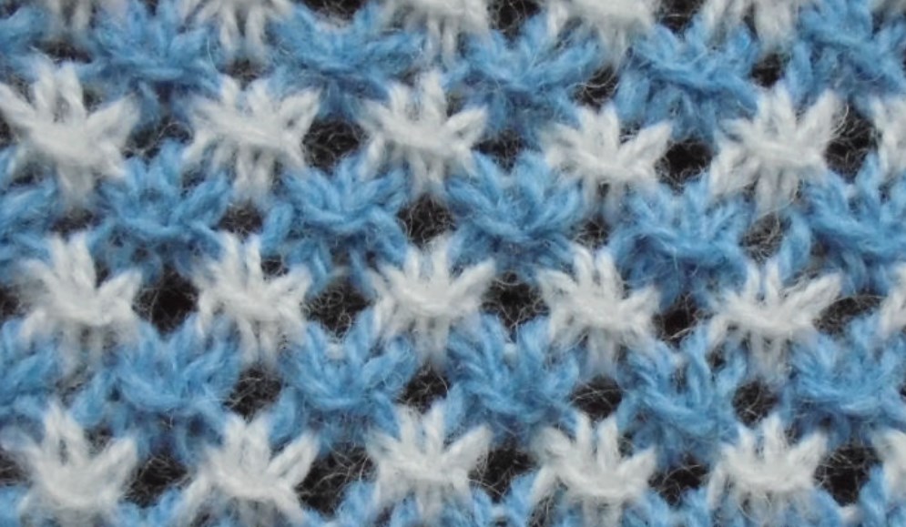 Two-Colored Stars Knit Stitch — Craftorator.