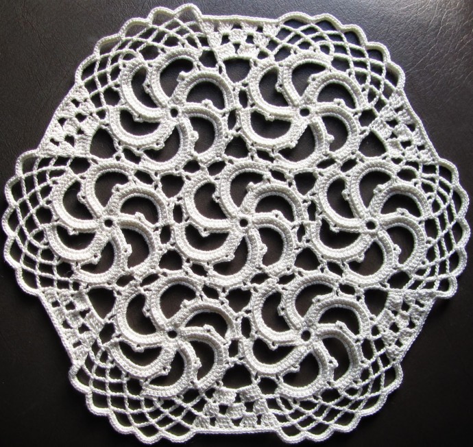 ​Crochet Spiral Doily