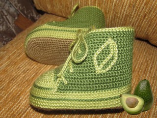 Helping our users. ​Baby Crochet Converse Sneakers.