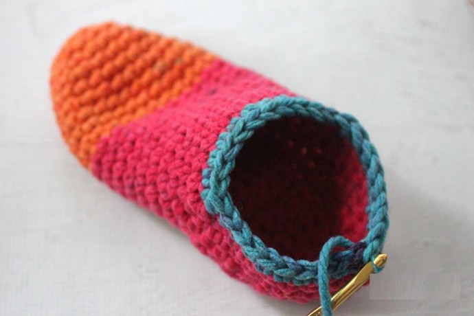 ​Helping our users. Crochet Bulky Slipper Socks.