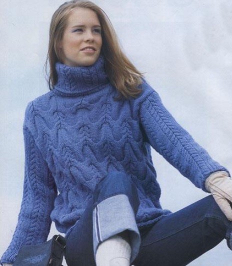 Blue Knit Pullover with Cables Blue Knit Pullover with Cables