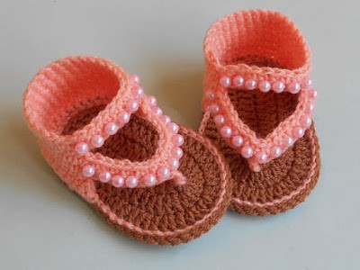 Helping our users. ​Summer Sandals for Baby Girl.
