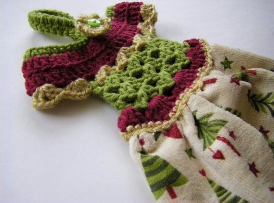 Helping our users. Crochet Top-Dress for Towel. Helping our users. Crochet Top-Dress for Towel.