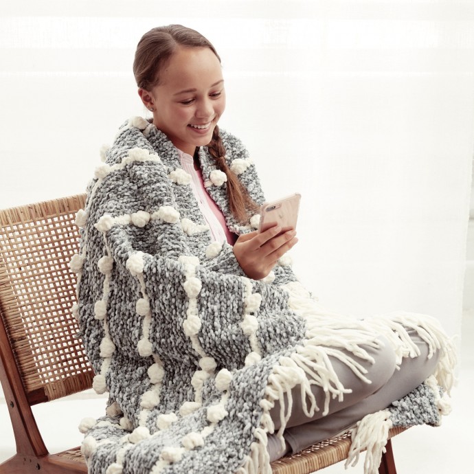 Comprehensive Guide to Crafting a Cozy Blanket with Bernat Velvet Yarn Comprehensive Guide to Crafting a Cozy Blanket with Bernat Velvet Yarn