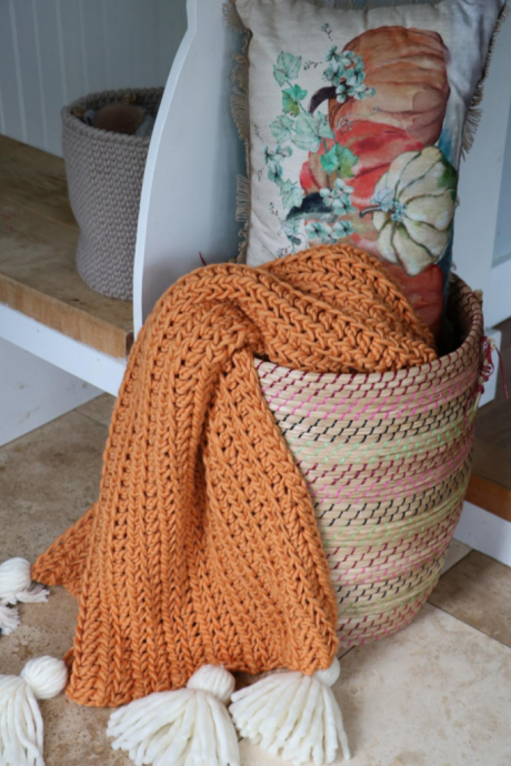 Discover the Cozy Appeal of Chunky Blankets for Your Home