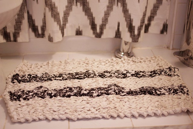 Striped Rag Bath Mat Pattern