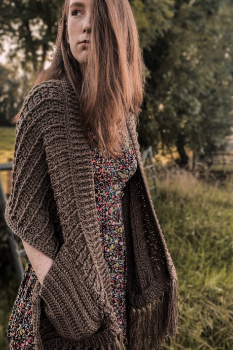 Helping our users. ​Crochet Reader’s Shawl.