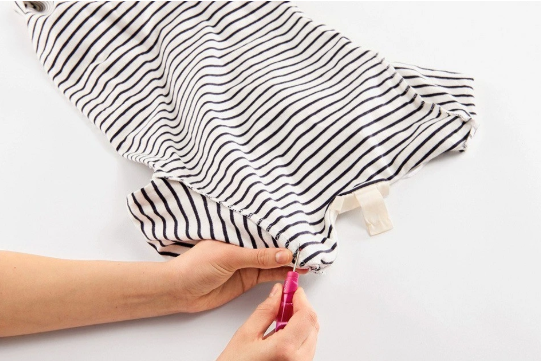 How to Decorate T-Shirt with Sequins How to Decorate T-Shirt with Sequins