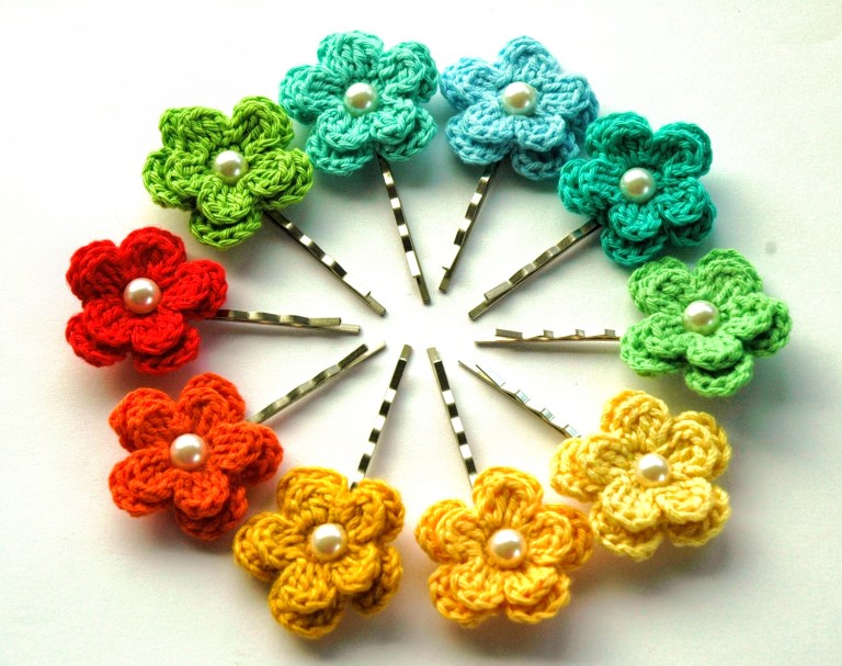 ​Hair Clips with Crochet Flowers