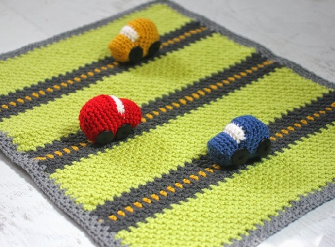 ​Race Track Crochet Mat