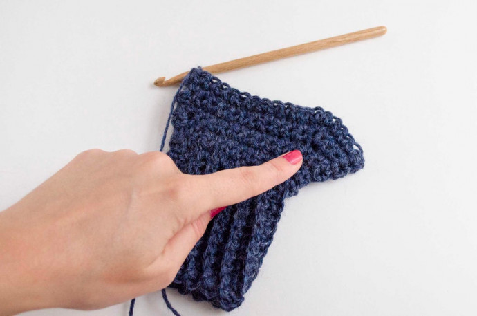 ​Simple Crochet Mitts for Children