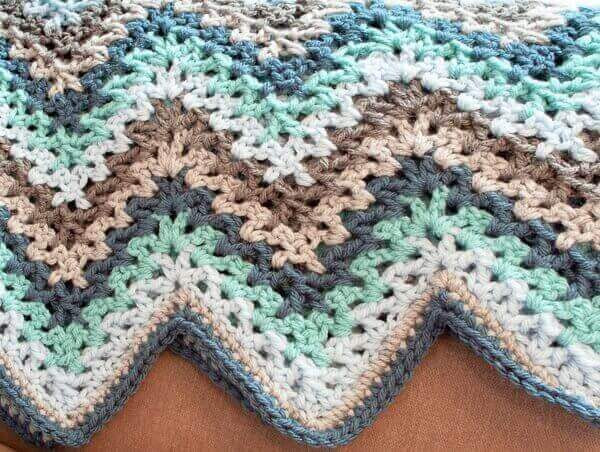 Crochet Wavy Blanket