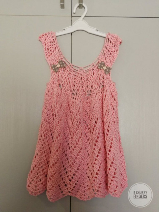 Discover the Creative World of Knit and Crochet Pinafores for Your Next Project Discover the Creative World of Knit and Crochet Pinafores for Your Next Project