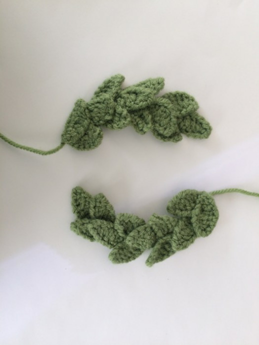 ​Crochet Christmas Small Wreath Decoration