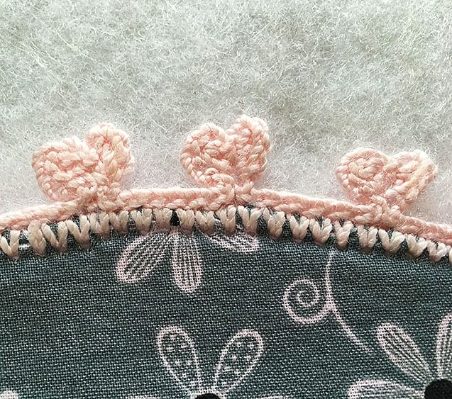 Crochet Hearts Border