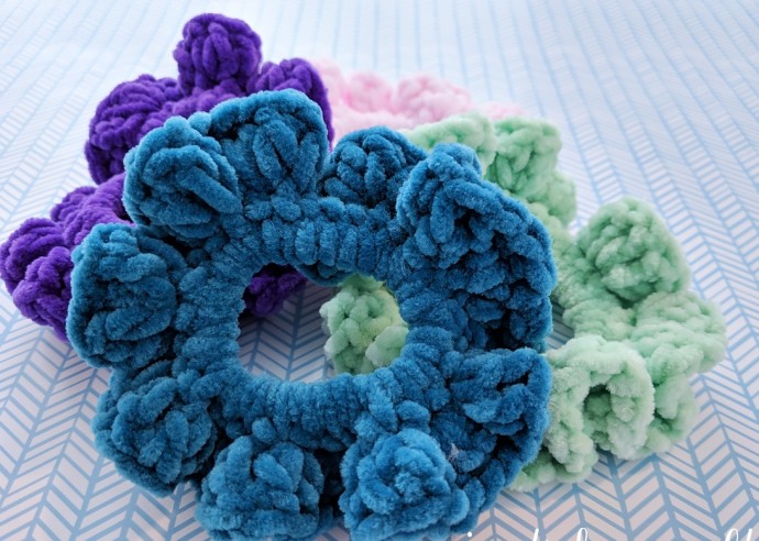 Helping our users. Crochet Scrunch. Helping our users. Crochet Scrunch.