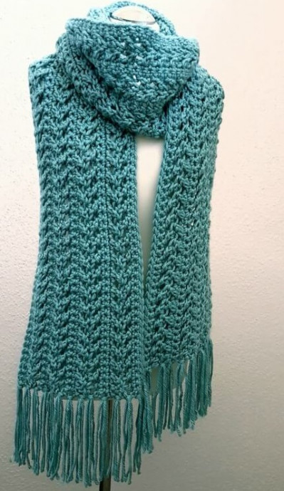 Complete Guide to Crocheting a Seafoam Scarf with Fringe Using Red Heart Chunky Soft Yarn