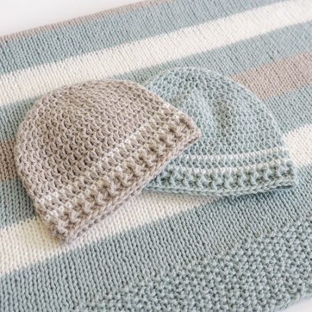 Helping our users. ​Easy Crochet Baby Hat.