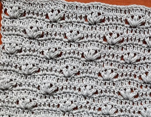 ​Crochet Rows of Flowers Stitch