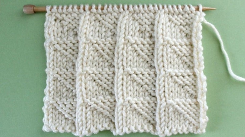 ​Knit Flag Stitch