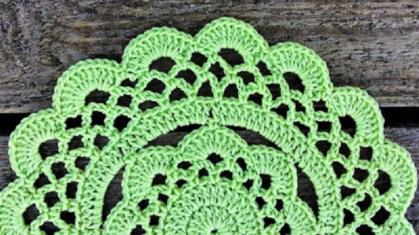 Helping our users. ​Light-Green Crochet Doily.