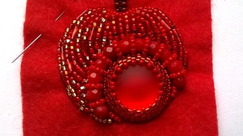 How to Create a Beautiful Felt Brooch: Step-by-Step Guide How to Create a Beautiful Felt Brooch: Step-by-Step Guide