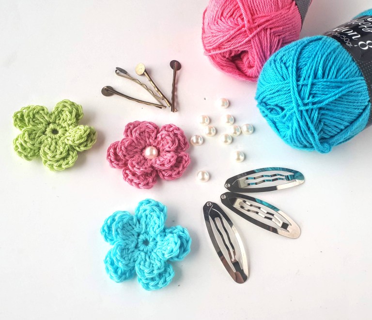 ​Hair Clips with Crochet Flowers