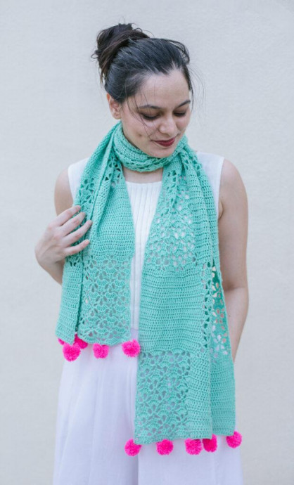 Complete Guide to Crocheting a Beautiful Seafoam Scarf with Optional Pom Poms