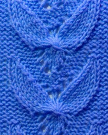 ​Knit Flower with Leaves Stitch