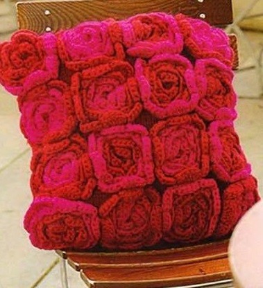 ​Crochet Pillow of Roses