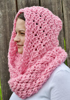 Pink Crochet Cowl