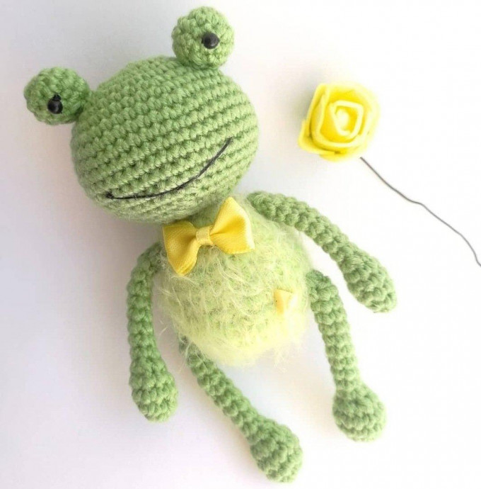 ​Crochet Frog