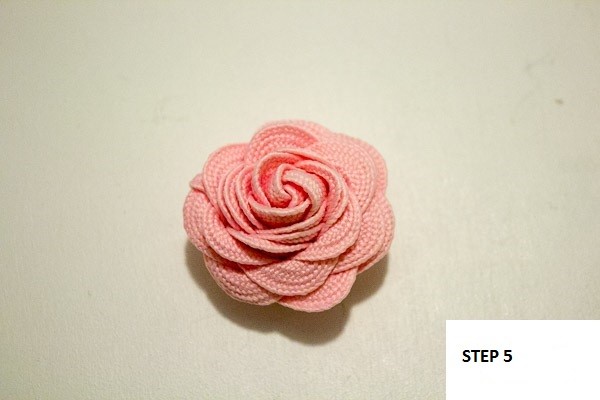 ​Hair-Pin Ric Rack Flower