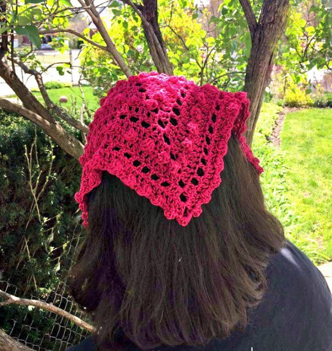 Helping our users. ​Crochet Bandana with Bobbles.