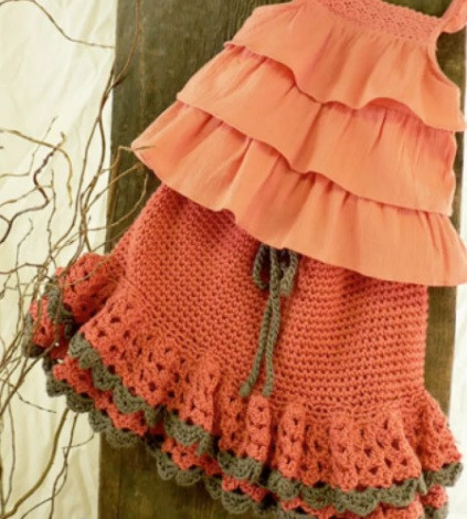 ​Crochet Baby Skirt
