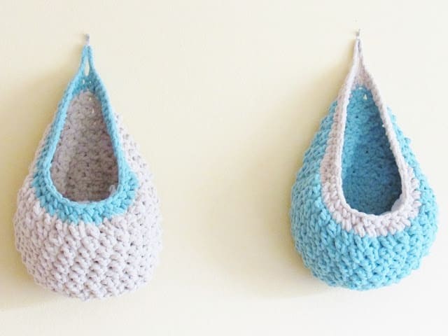 Helping our users. ​Crochet Teardrop Basket.