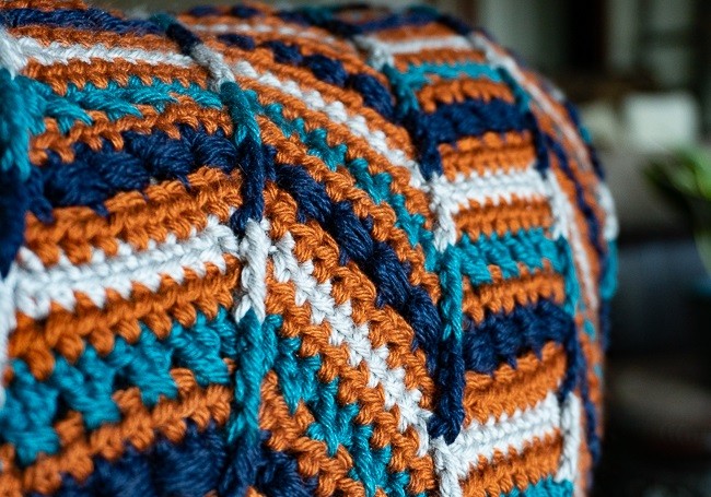 Helping our users. ​Chevron Crochet Blanket.