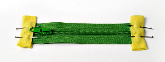 Hand-Made Short Zipper Hand-Made Short Zipper
