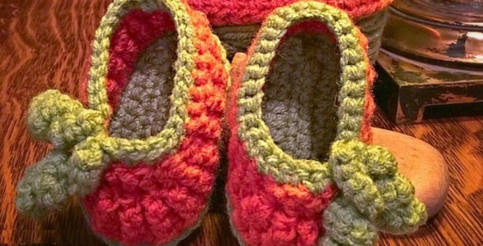 Helping our users. ​Crochet Pumpkin-Booties.