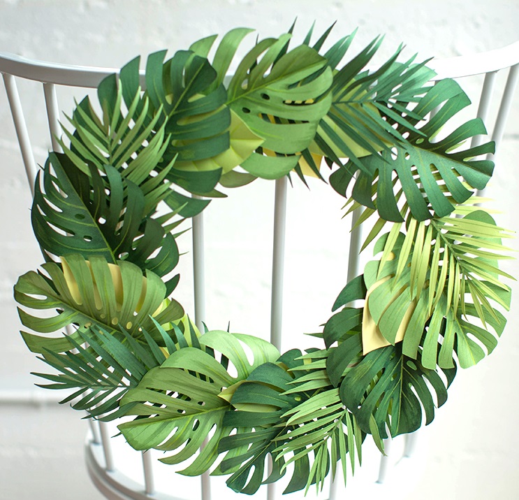 ​Tropical Wreath